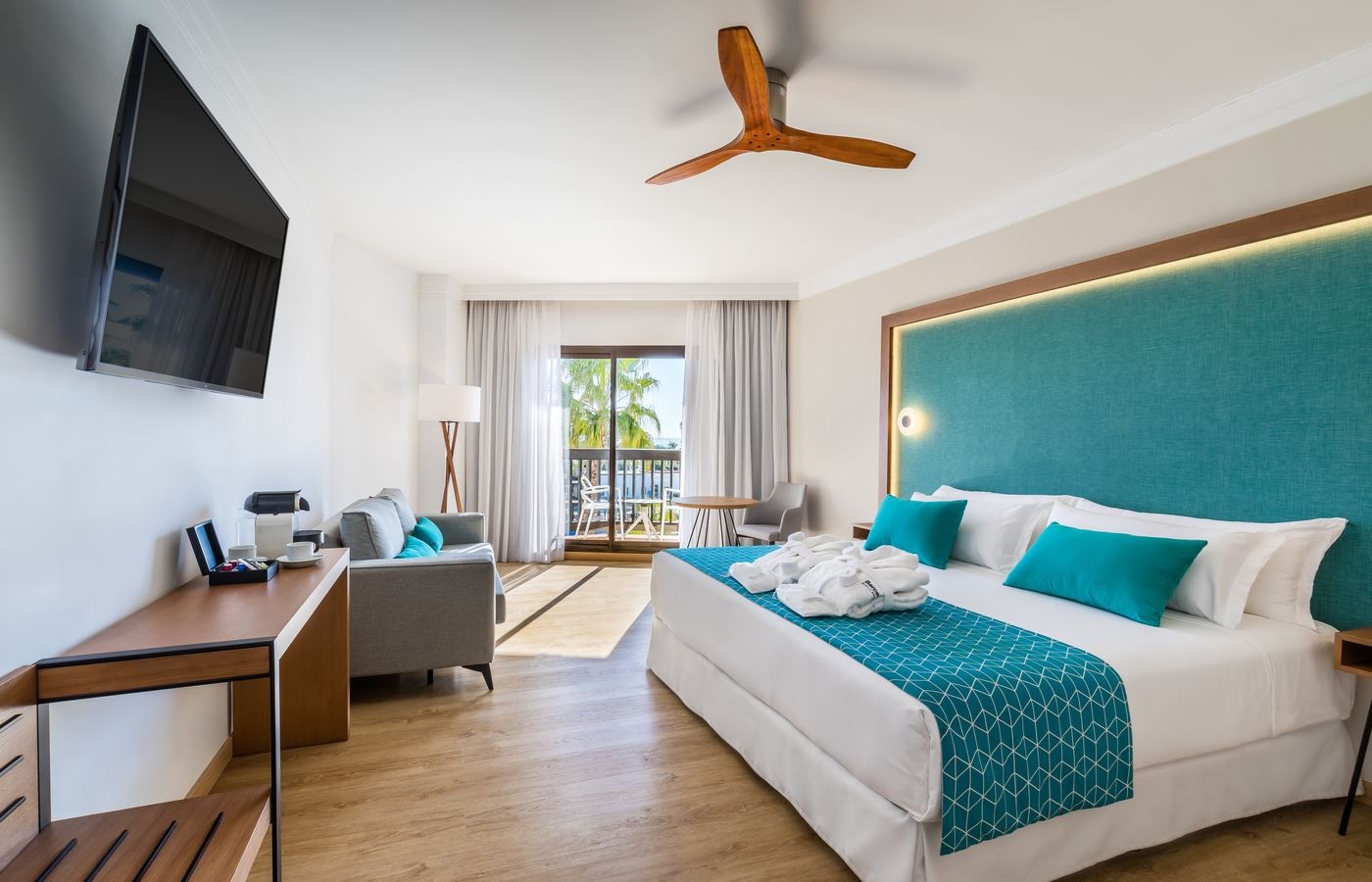 rooms-doble-premium-sea-view-balcony-or-terrace