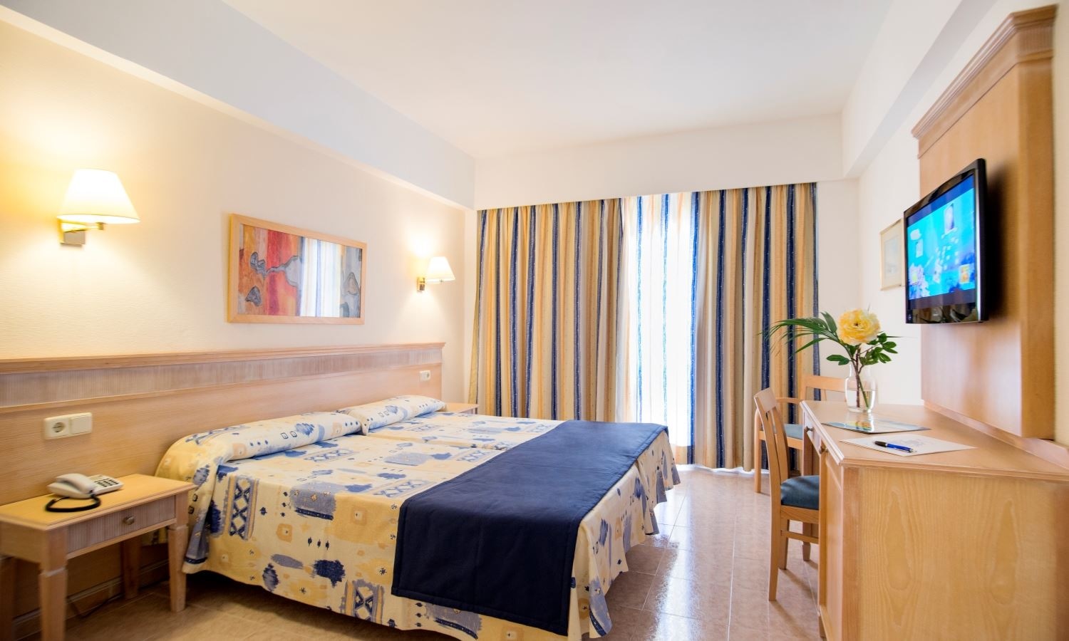 rooms-db--double-room-with-balcony-or-terrace