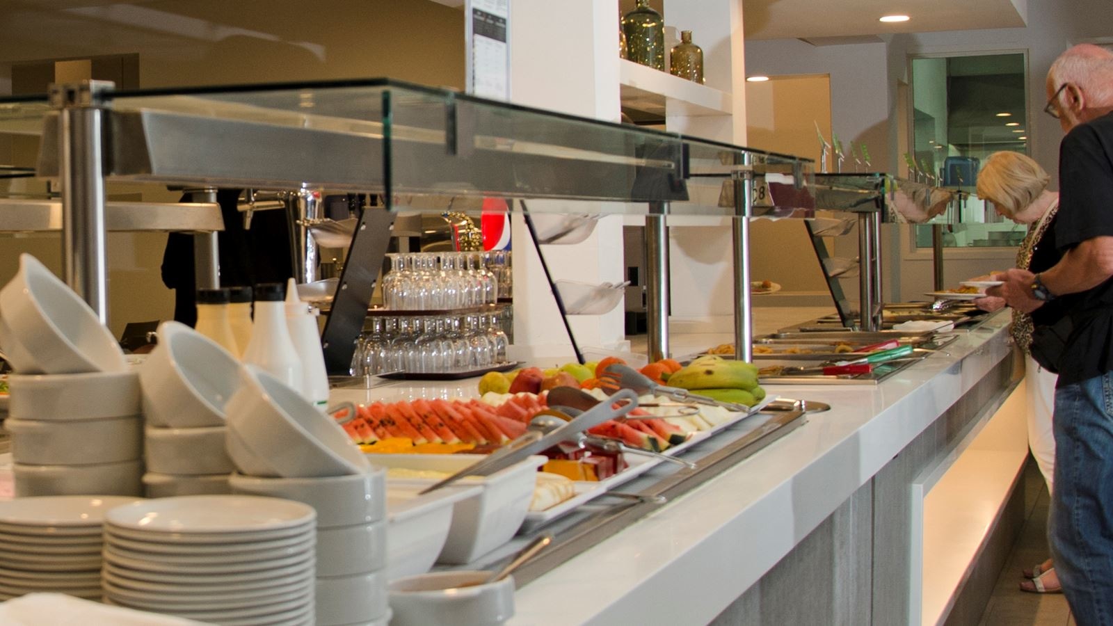 restaurants-restaurant