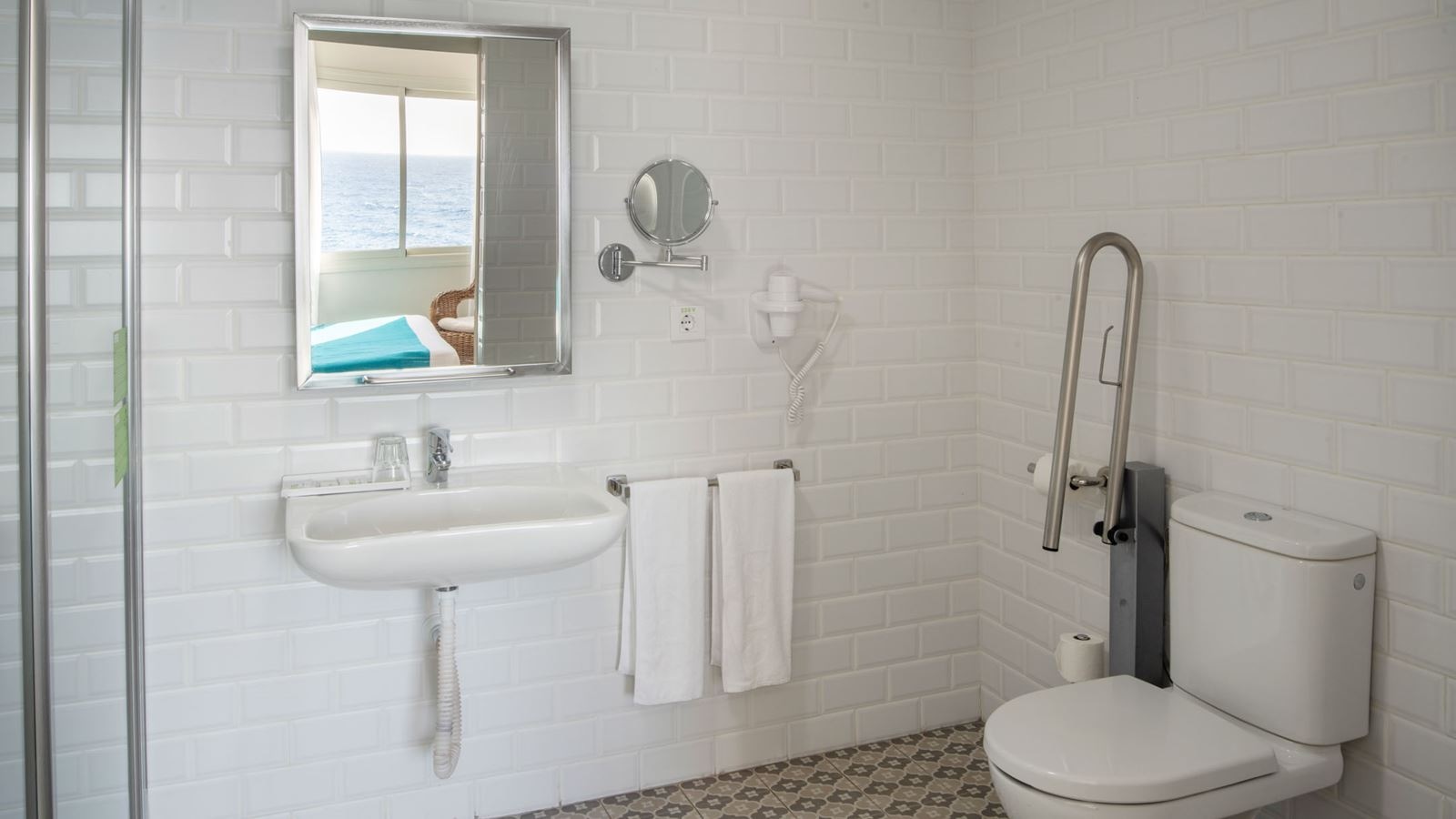 rooms-double-bedroom-standard-balcony-or-terrace