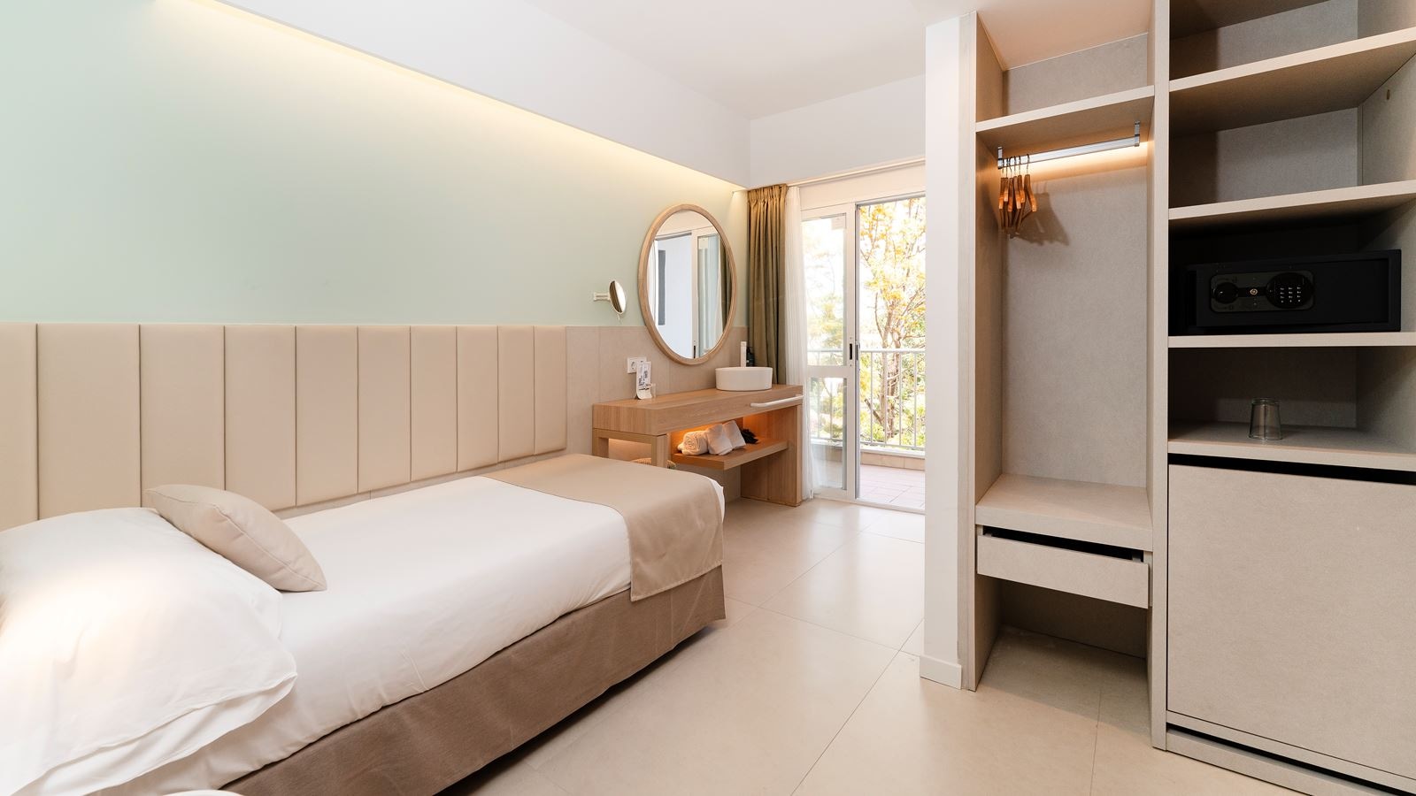 rooms-ib-single-room