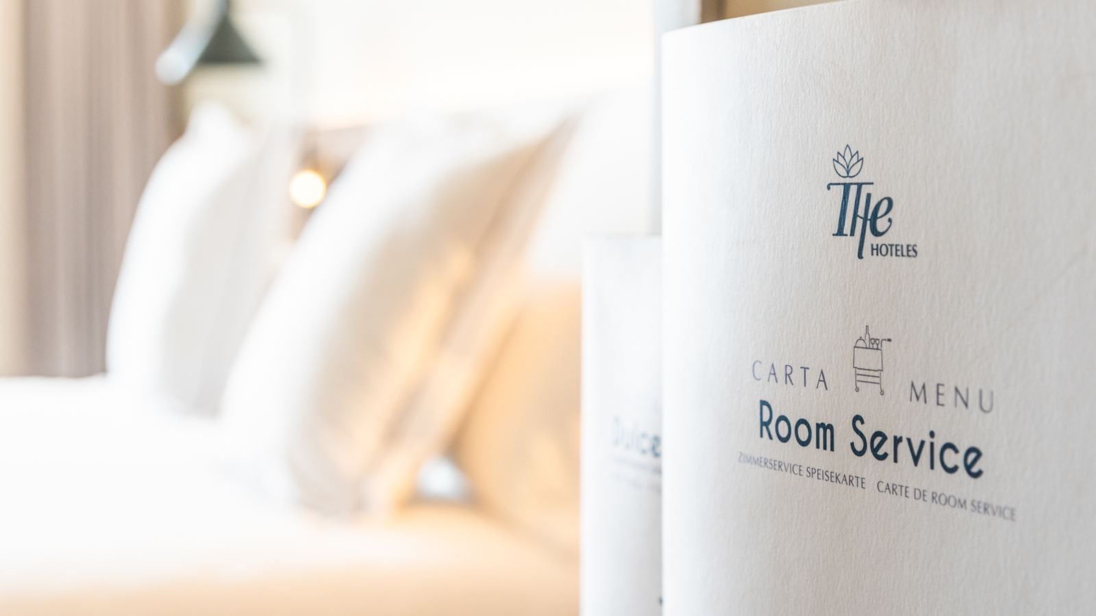 rooms-double-deluxe-superior-sea-view--dxsv