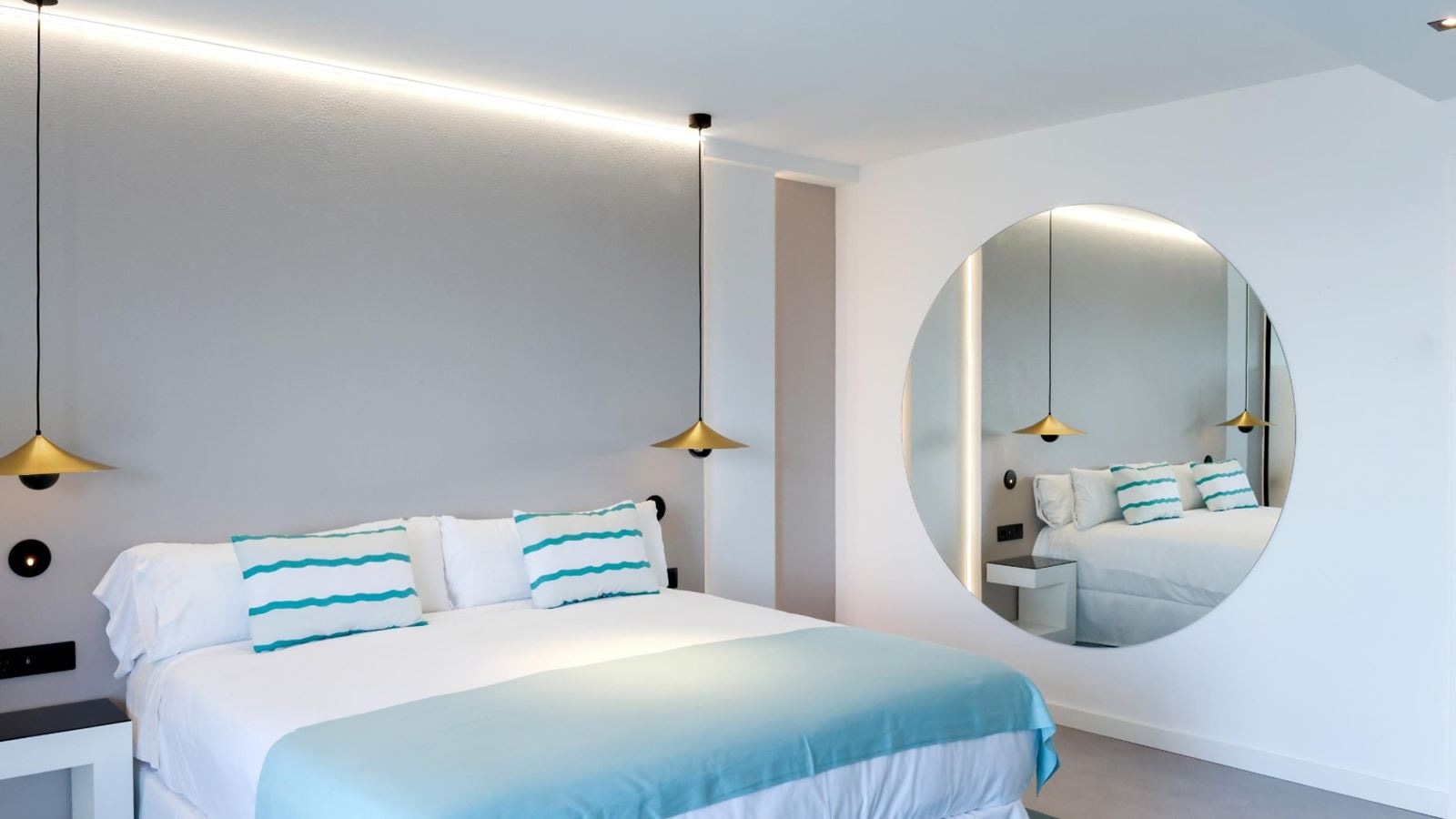 rooms-double-standard-room-sea-view