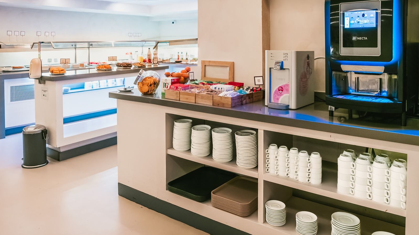 restaurants-restaurant-buffet