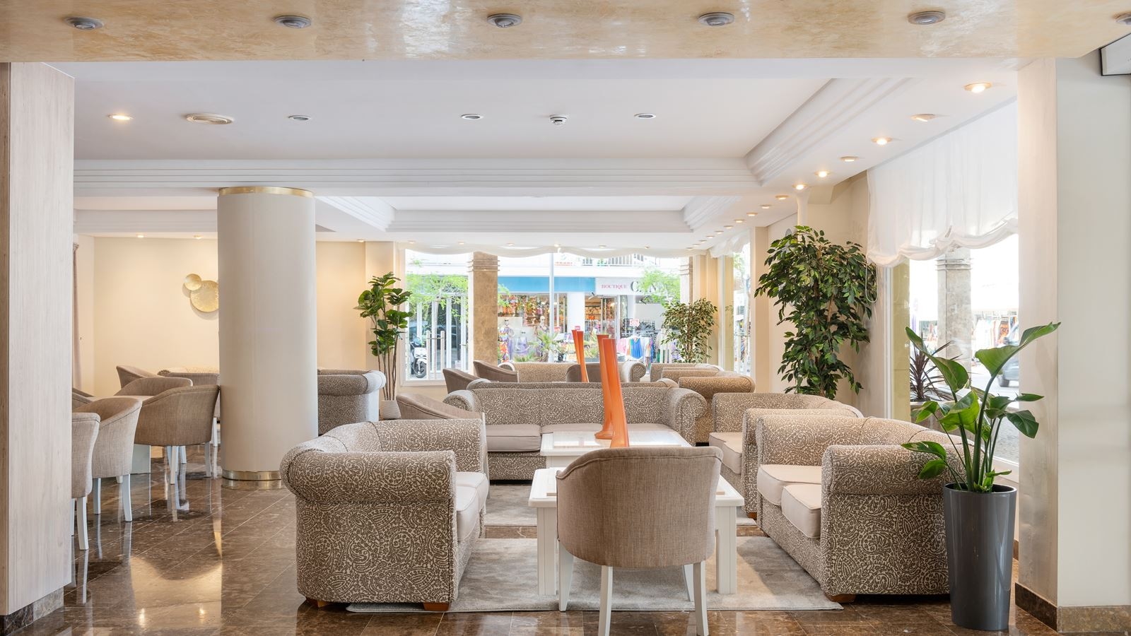 bars-un-bar-cerca-del-mar