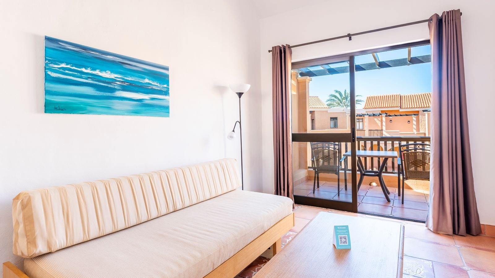 rooms-comfort-sea-view-room