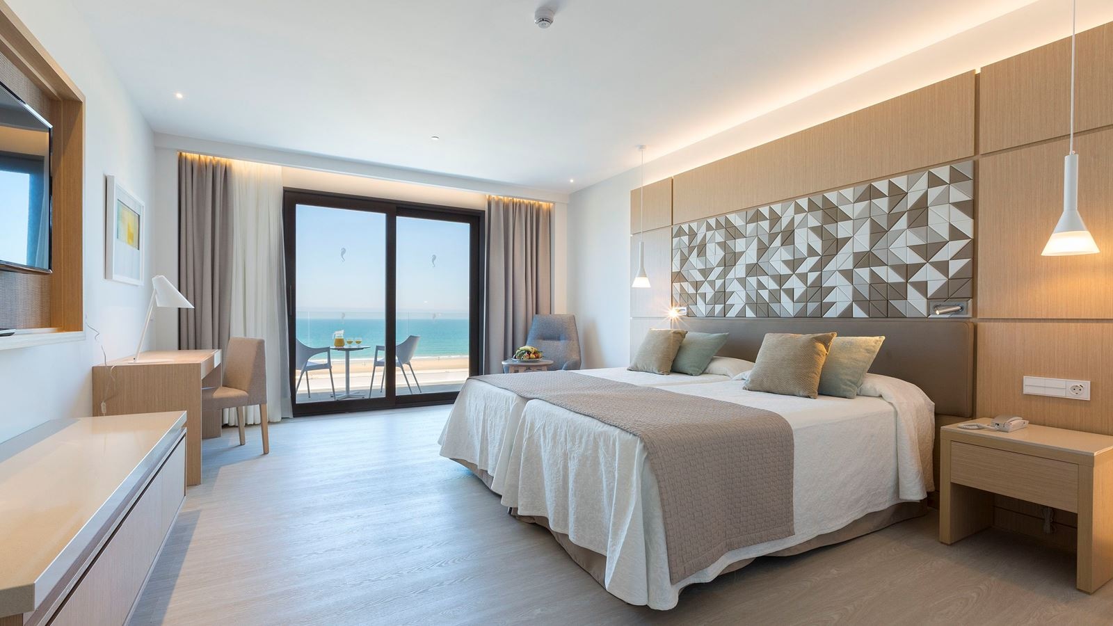 rooms-double-frontal-sea-view