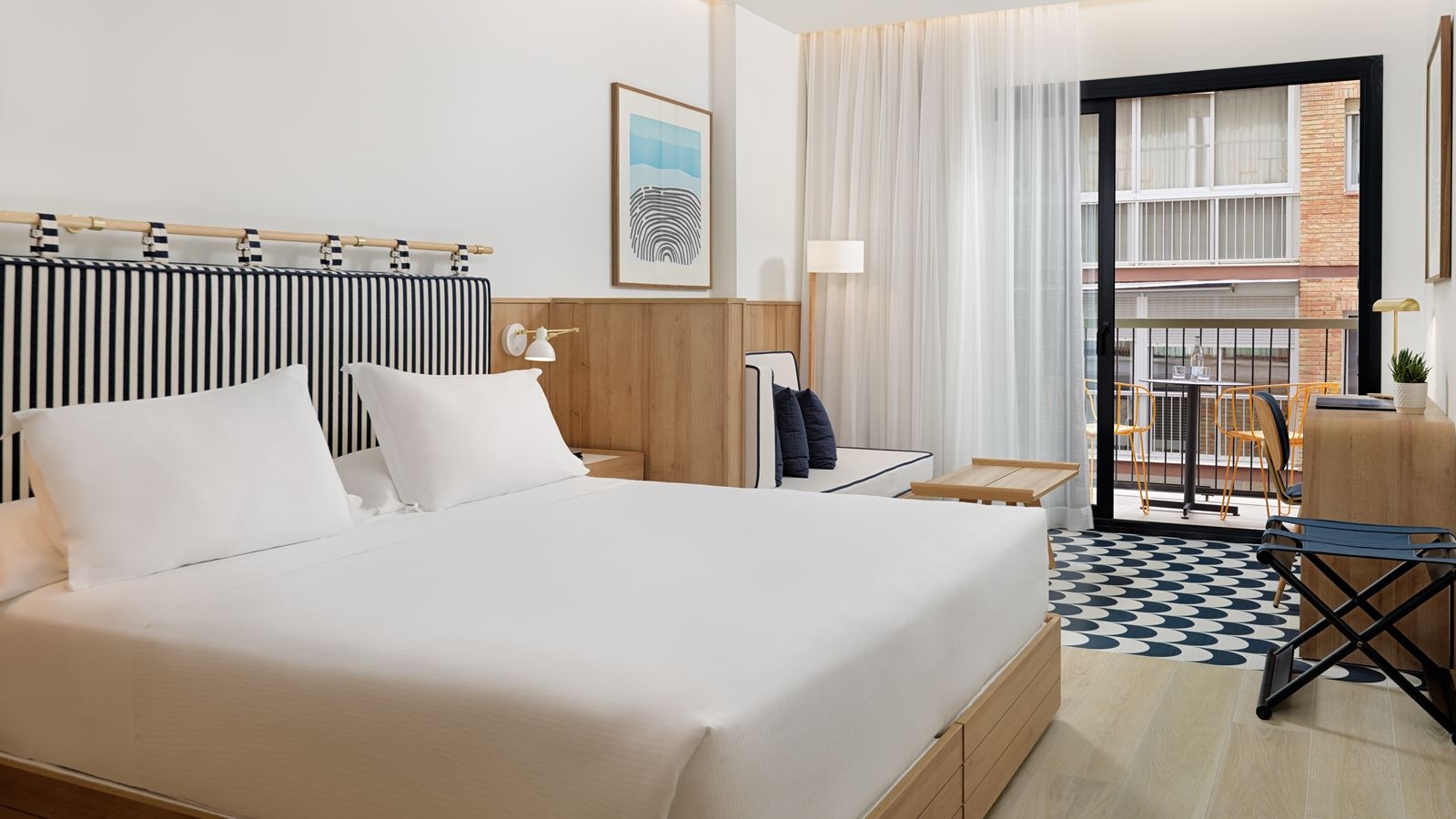 rooms-classic-terrace