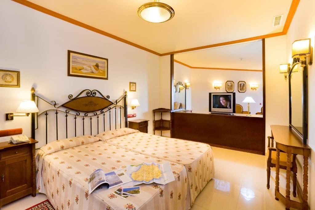 rooms-double-room-garden-view-balcony-or-terrace