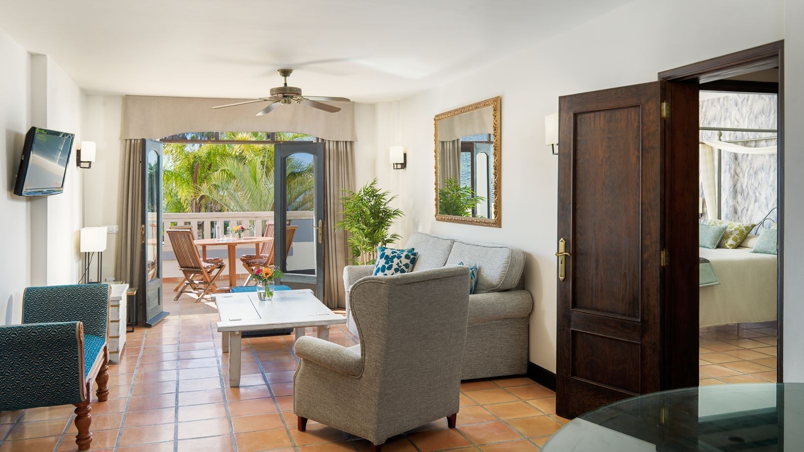 rooms-two-bedroom-apartment-suite-with-balcony-or-terrace