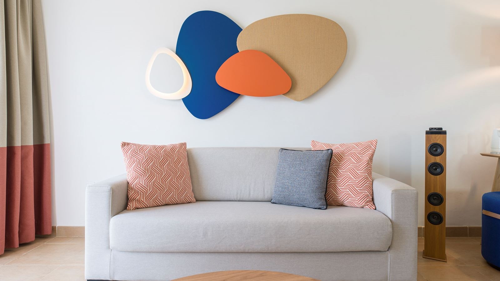 rooms-family-villa-emblem-2-bedrooms-with-terrace--v2