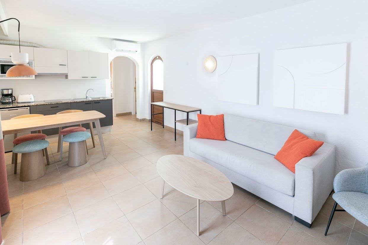 rooms-family-kid-suite-2-bedrooms-with-terrace--ks