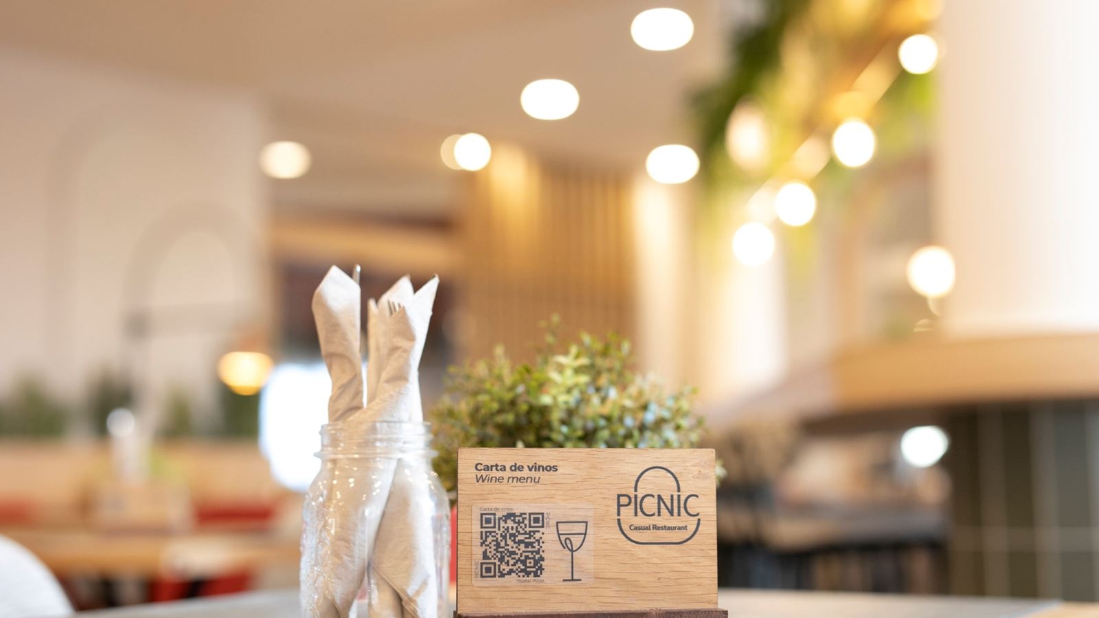 restaurants-picnic-casual-restaurant