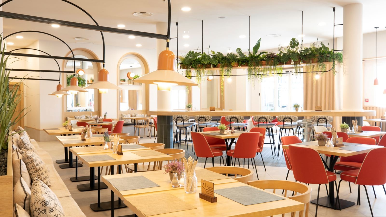 restaurants-picnic-casual-restaurant