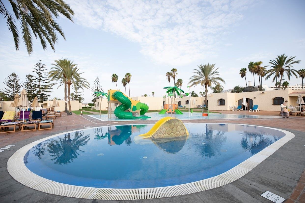 pools-outdoor-childrens-pool