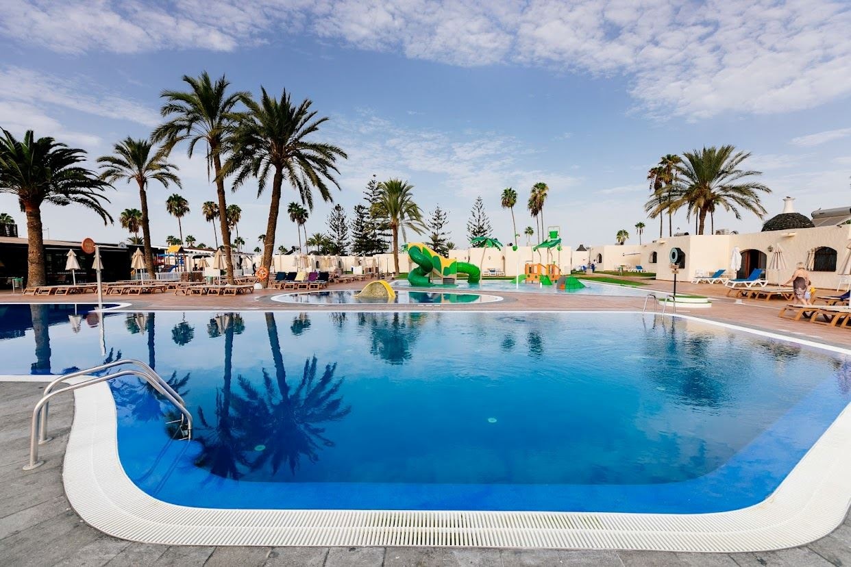 pools-outdoor-childrens-pool