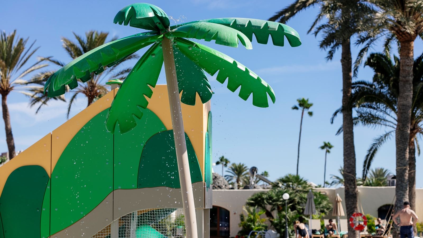 pools-outdoor-childrens-pool