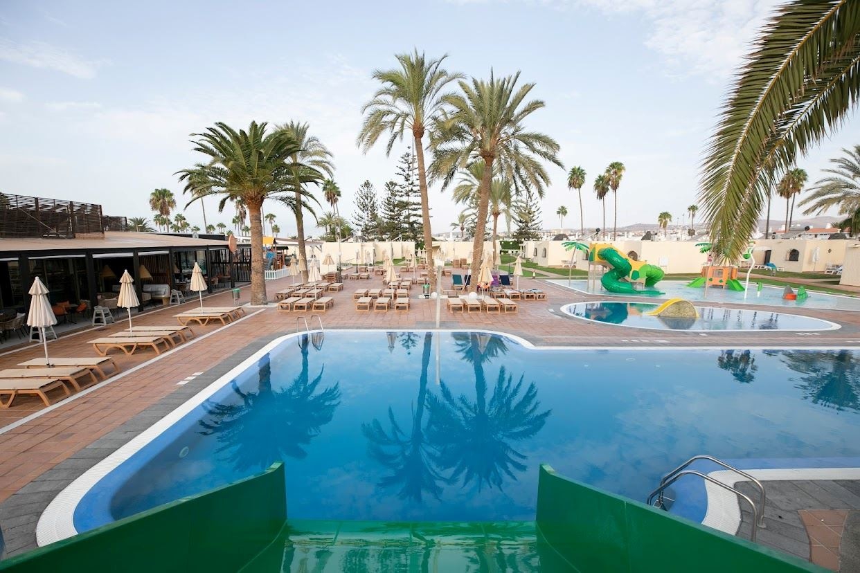 pools-outdoor-childrens-pool