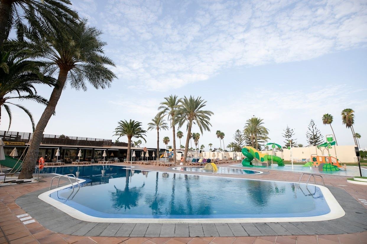 pools-outdoor-childrens-pool