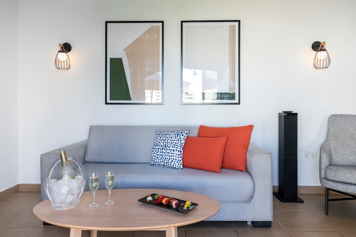 rooms-premium-villa-emblem-1-bedroom-with-terrace--v1