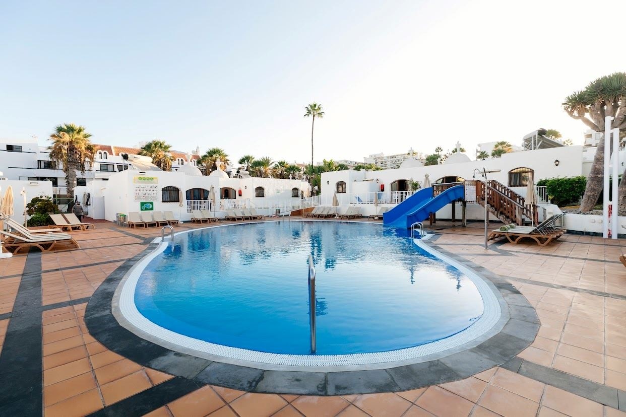 pools-outdoor-childrens-pool