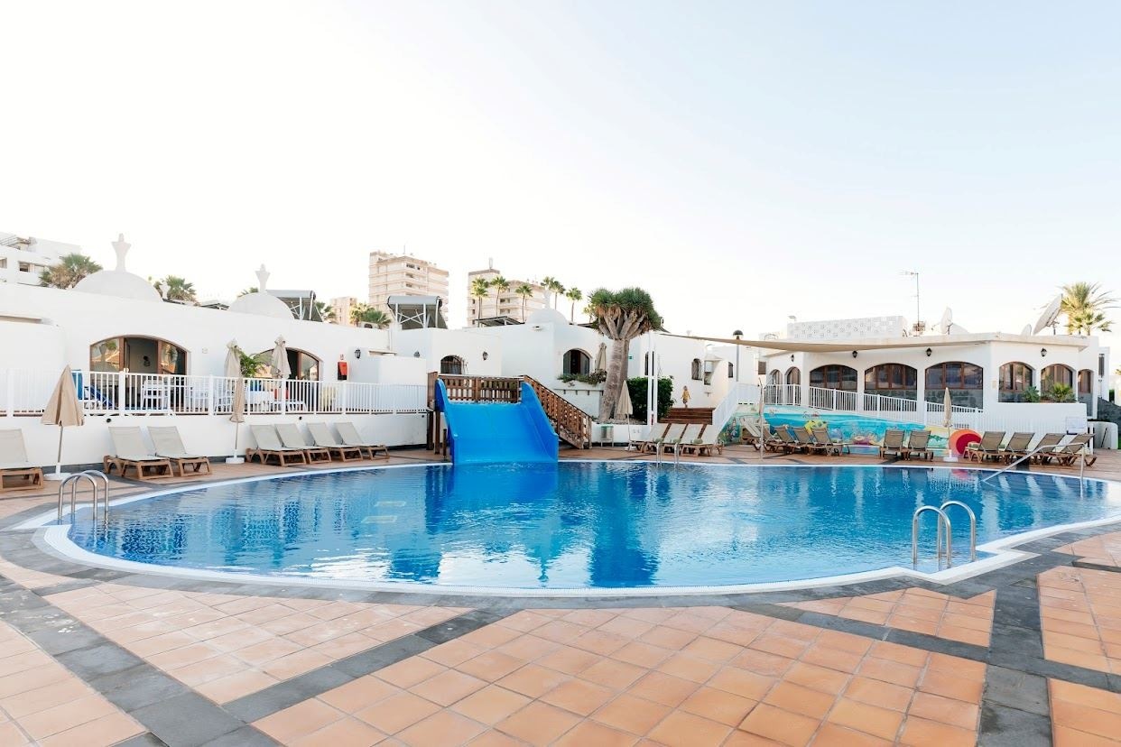 pools-outdoor-childrens-pool