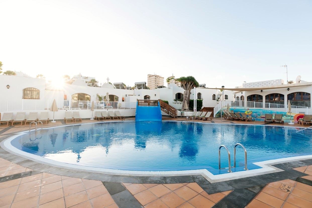 pools-outdoor-childrens-pool