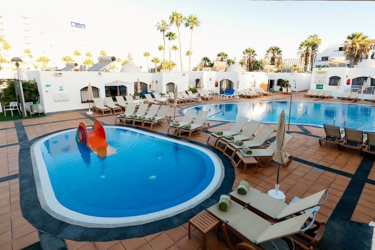 pools-outdoor-childrens-pool