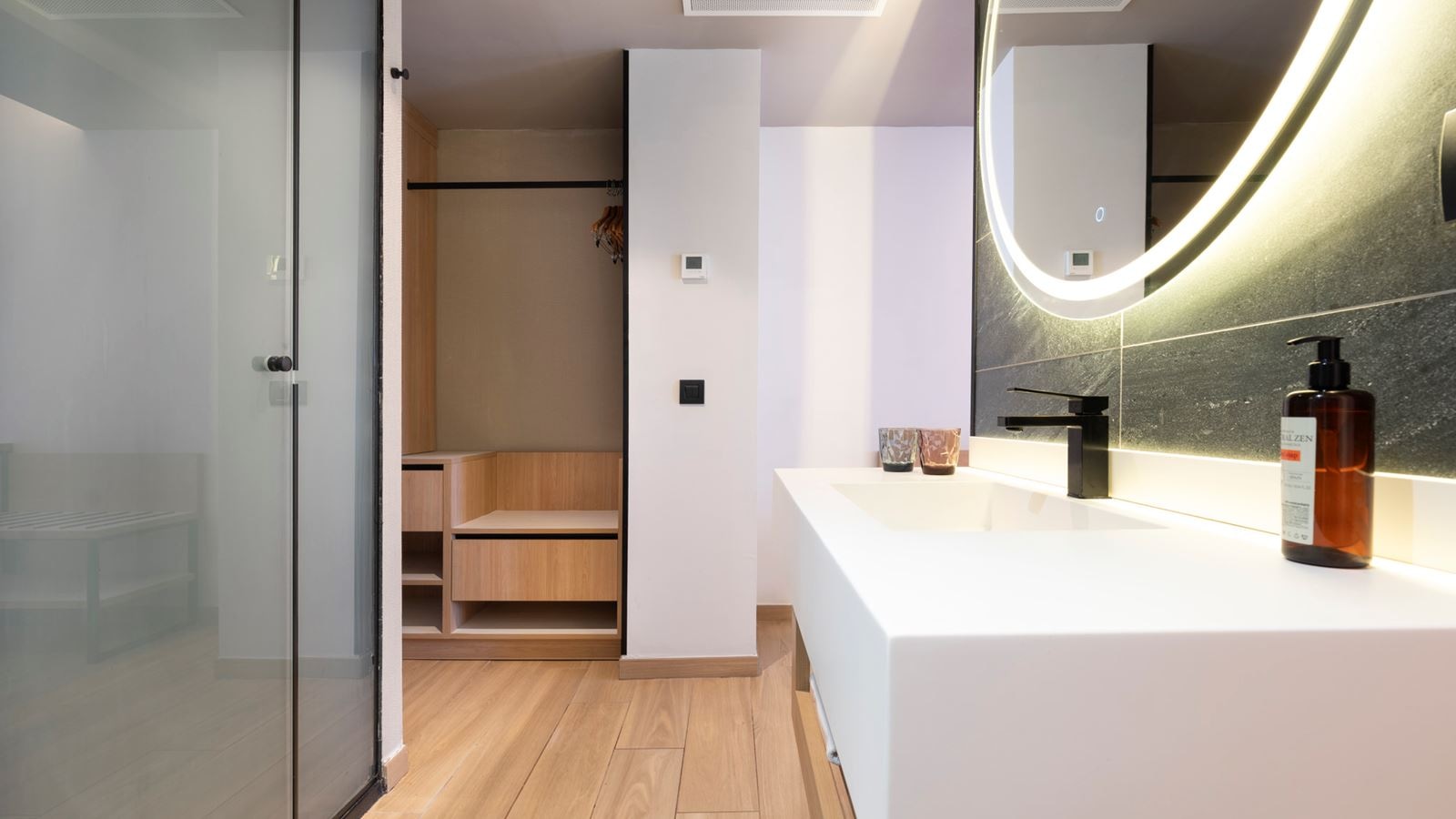 rooms-triple-room-superior-with-pool-or-garden-view-trl-sup