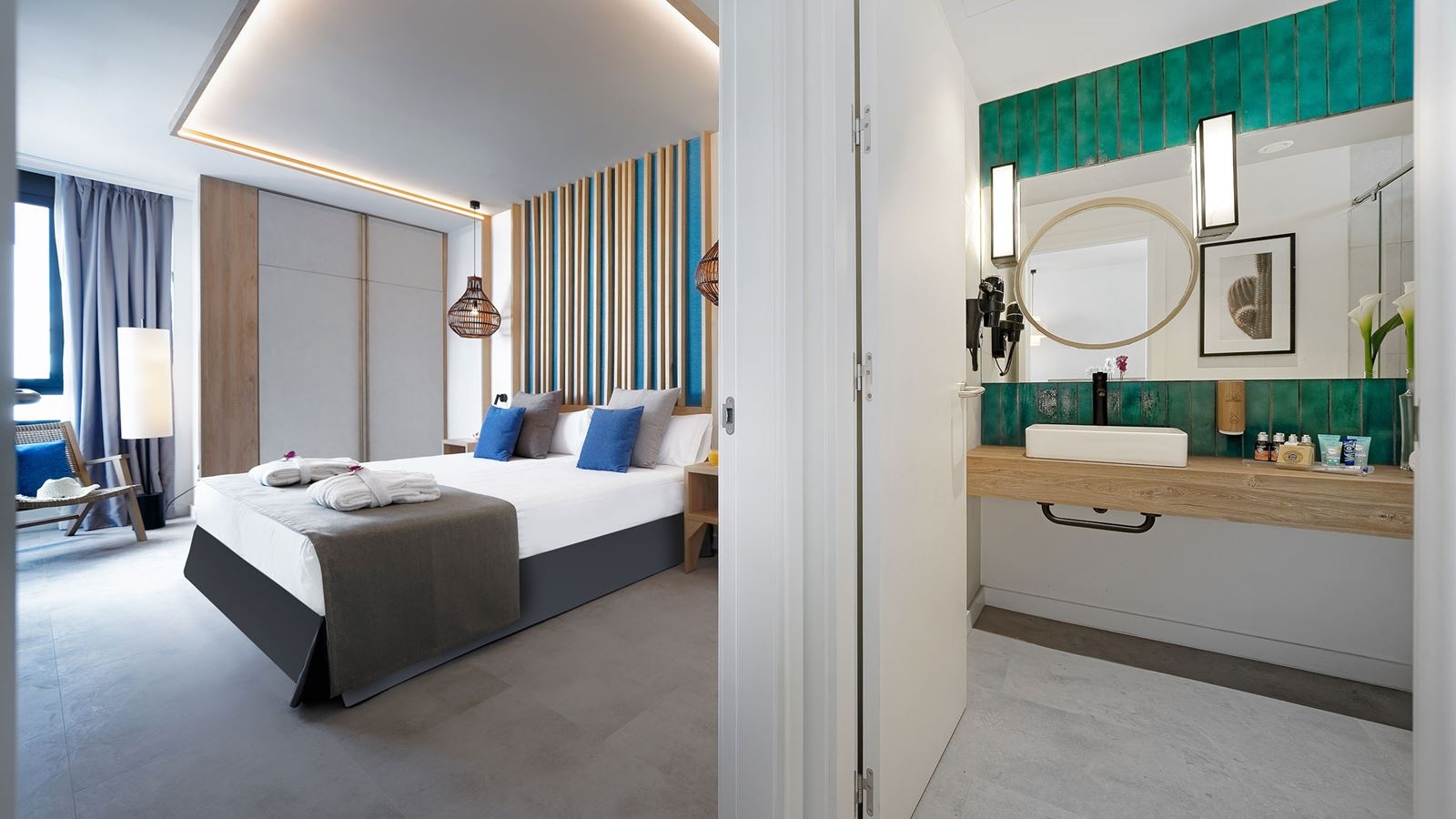 rooms-suite-adults-only-area-balcony-or-terrace