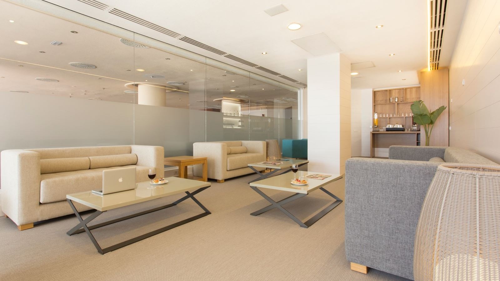 bars-platinum-lounge