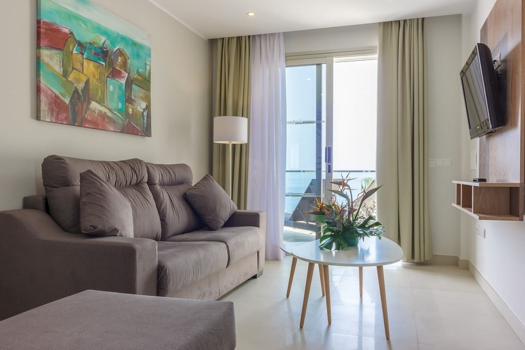 rooms-2-bedroom-apartment