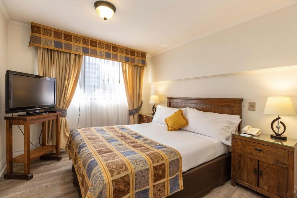 rooms-standard-studio-with-window