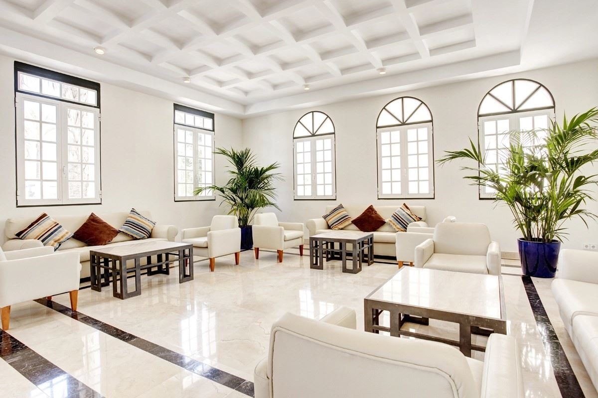 general-main-building