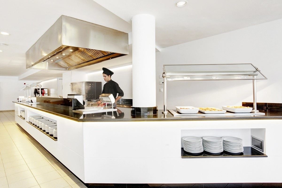 restaurants-restaurant