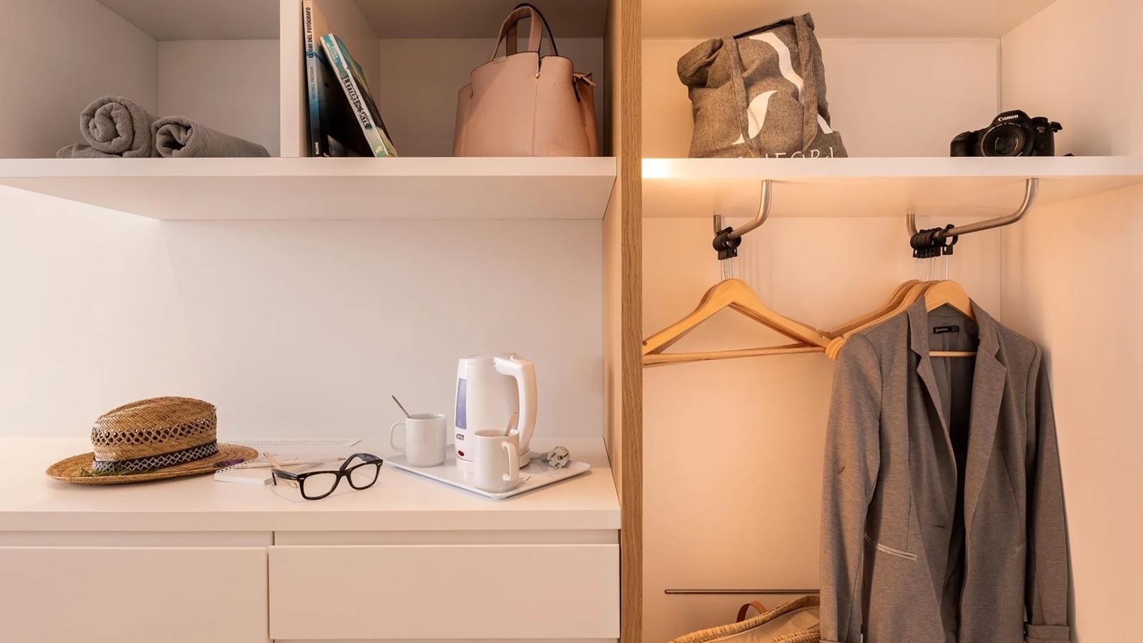 rooms-db--double-room-with-balcony-or-terraace