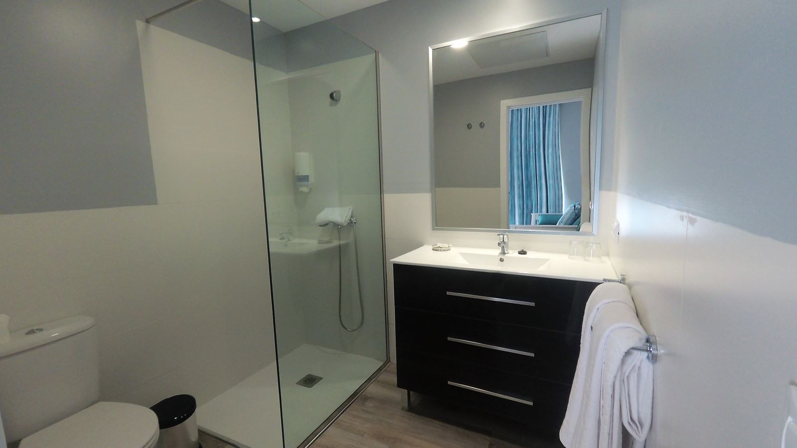 rooms-deluxe-apartment