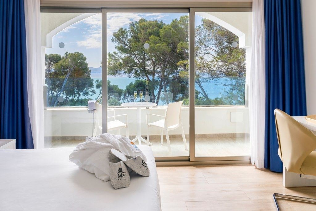rooms-junior-suite-sea-view