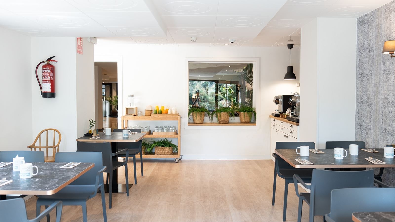 restaurants-main-restaurant