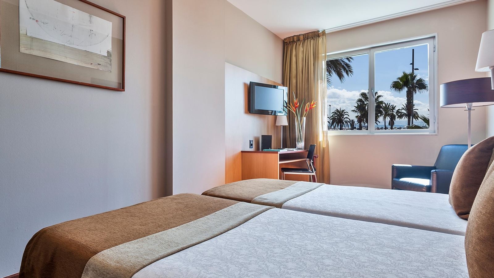 rooms-deluxe-sea-view