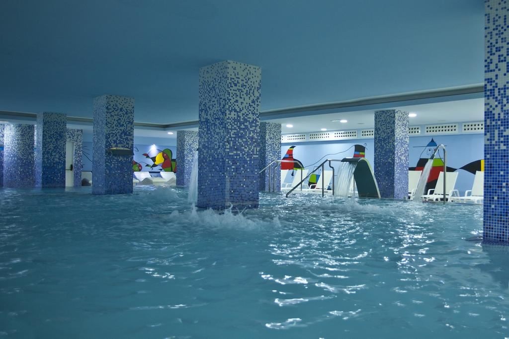 pools-indoor-pool