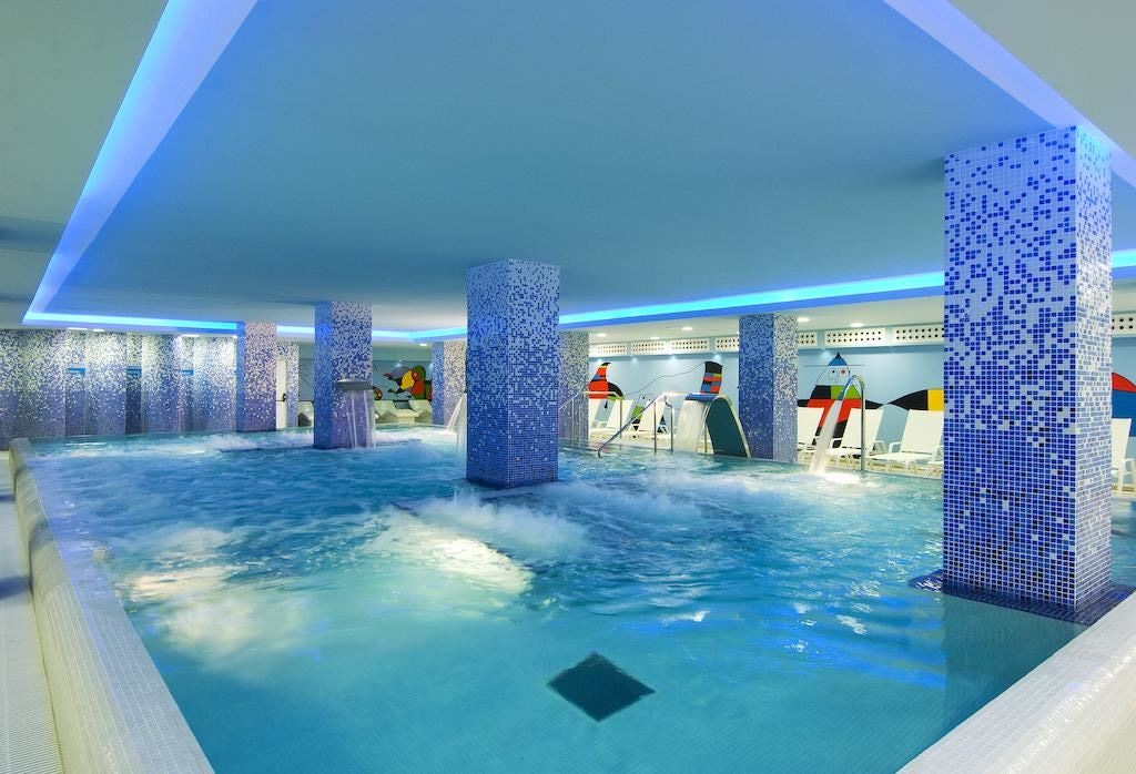 pools-indoor-pool