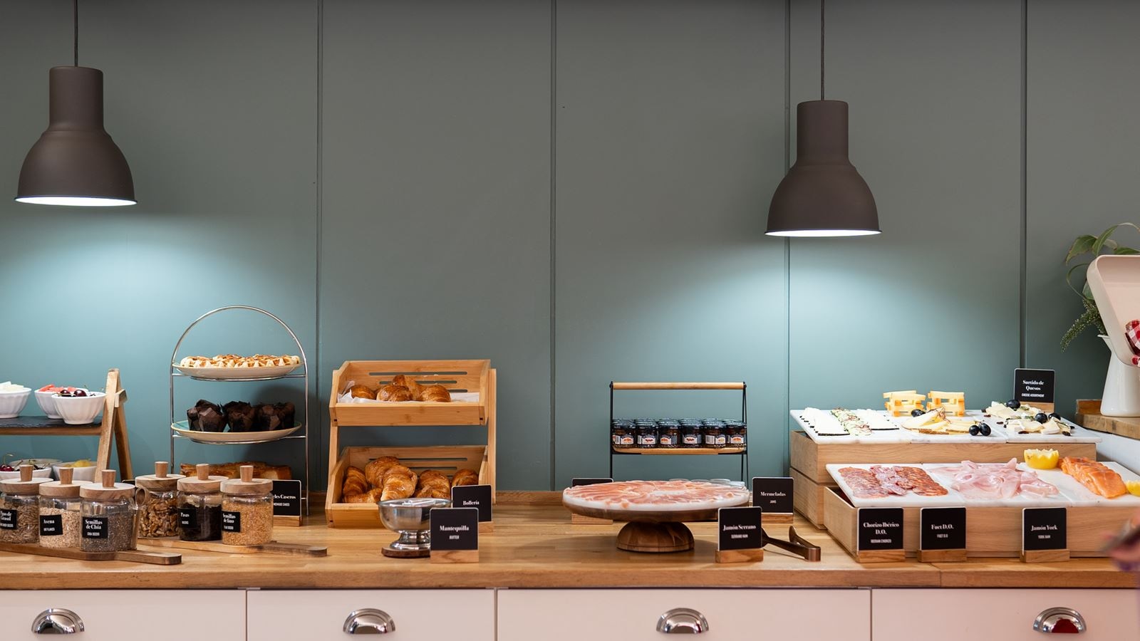 restaurants-main-restaurant