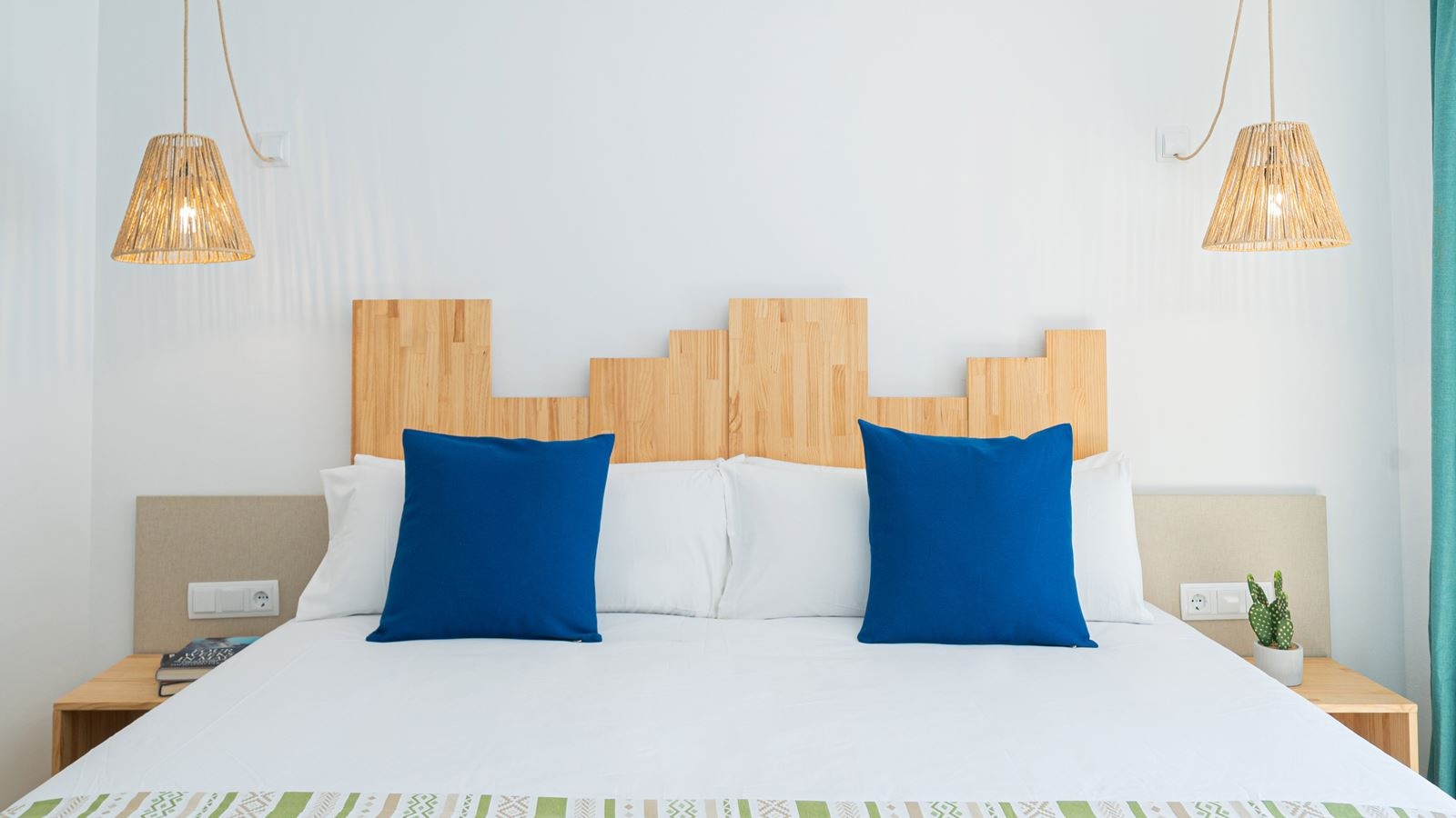 rooms-junior-suite-balcon-or-terrace-a