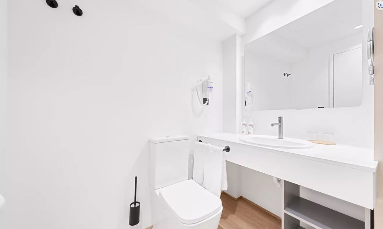 rooms-double-room-balcony