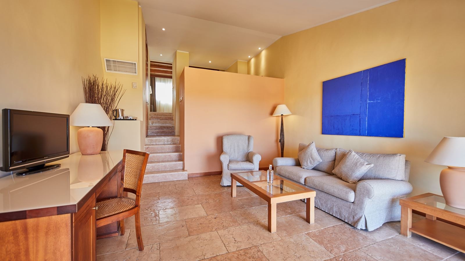 rooms-suite-garden-view-balcony-or-terrace