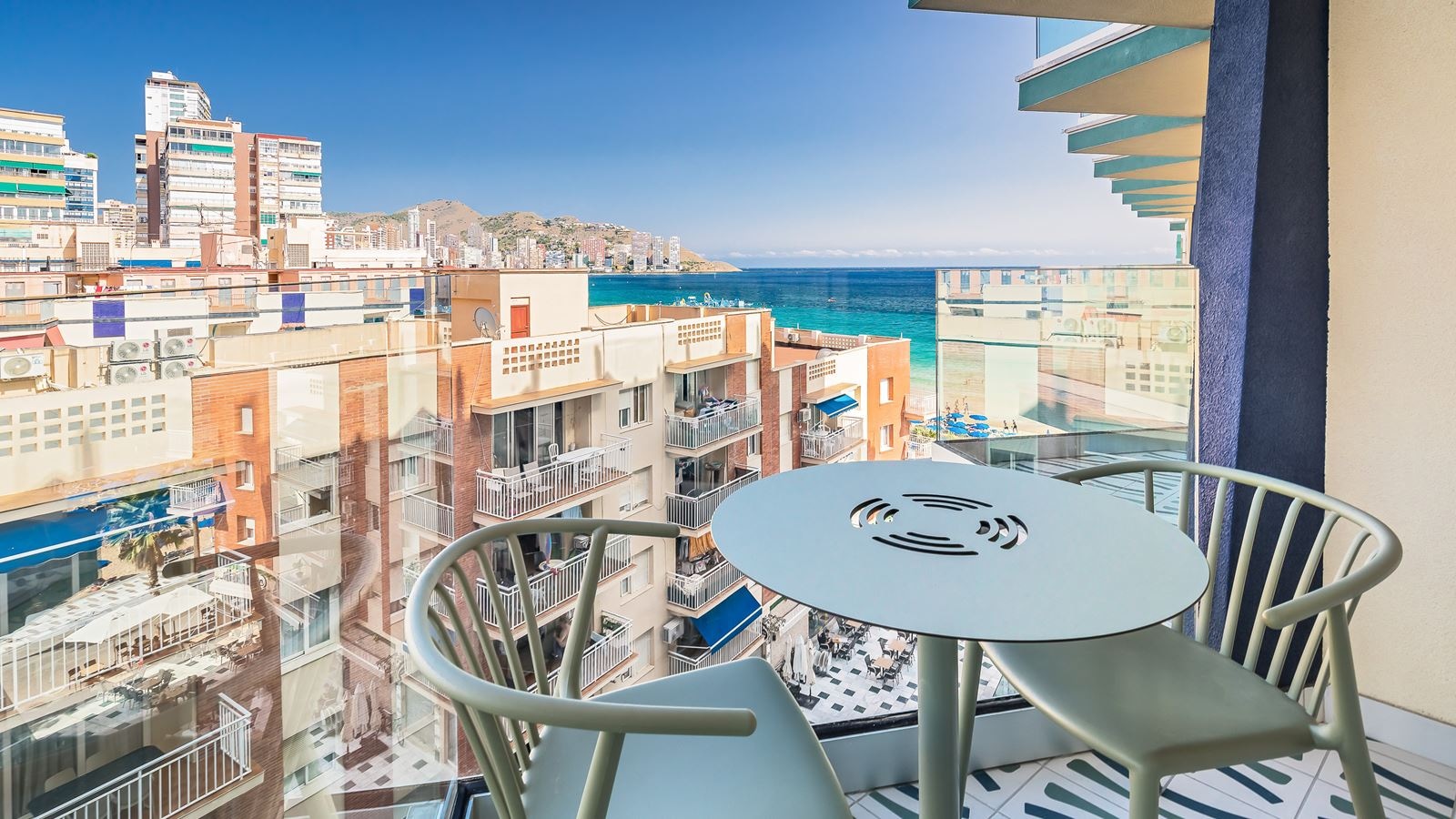 rooms-superior-side-sea-view