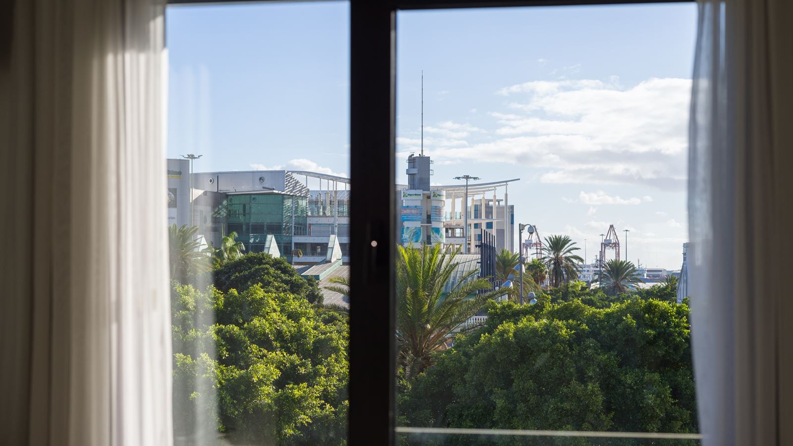 rooms-superior-room-with-views