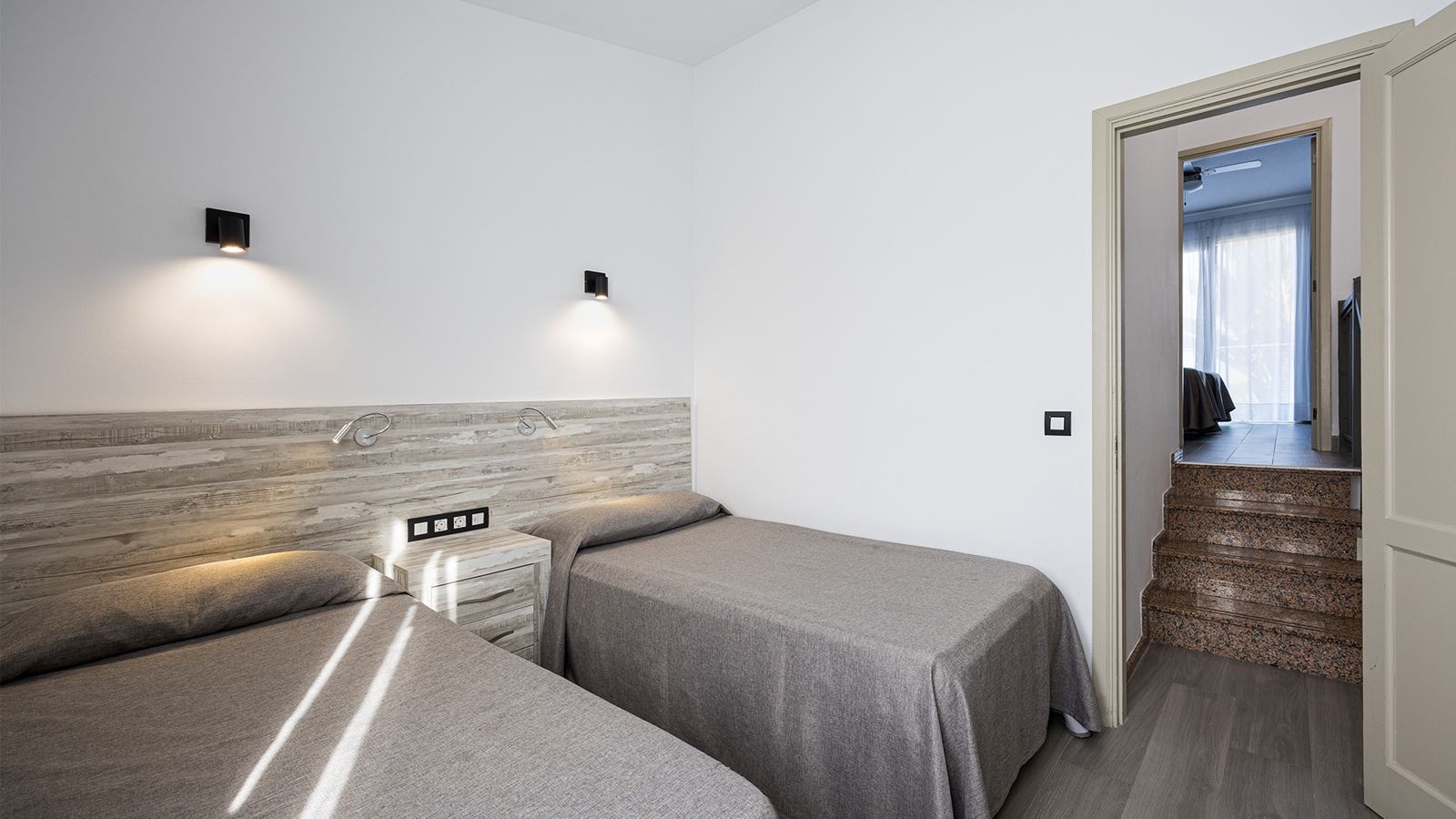 rooms-two-bedroom-apartment-with-balcony-and-terrace