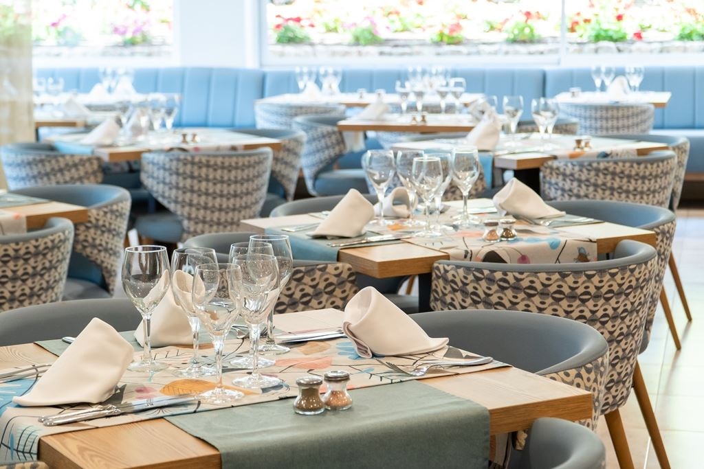 restaurants-buffet-restaurant